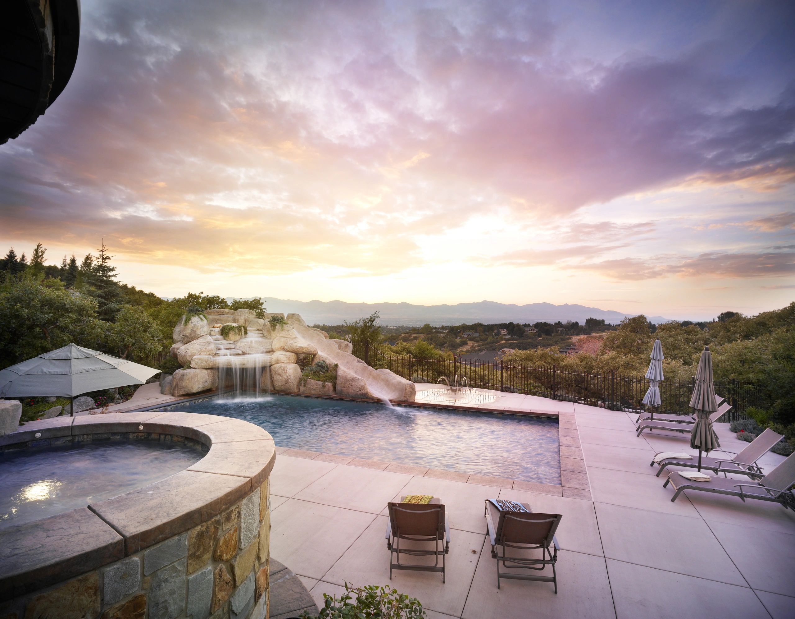 paradise park hotel pools